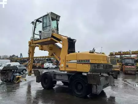 Pelle de manutention 2001 Liebherr A316 LITRONIC (3)