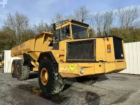 Knickgelenkte Muldenkipper/Dumper 1989 Volvo A35 6X6 (3)