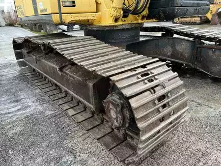 Korečková rýpadla 2000 Komatsu PC180LC-6K (22)