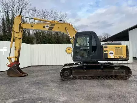 Korečková rýpadla 2000 Komatsu PC180LC-6K (3)