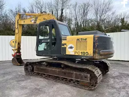 Korečková rýpadla 2000 Komatsu PC180LC-6K (4)