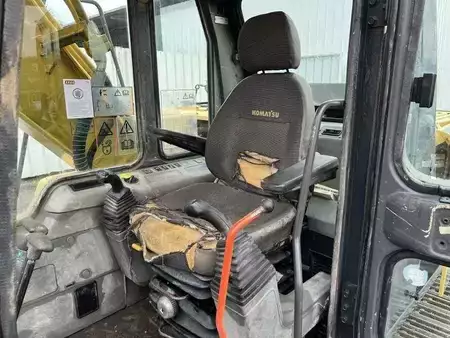 Korečková rýpadla 2000 Komatsu PC180LC-6K (40)