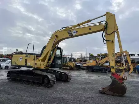 Korečková rýpadla 2000 Komatsu PC180LC-6K (7)