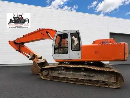 Pelles sur chenilles 2000 Fiat-Hitachi EX255 (1)