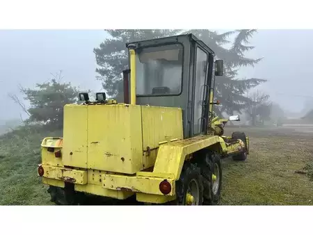 Równiarki 1992 O-K F106A (9)