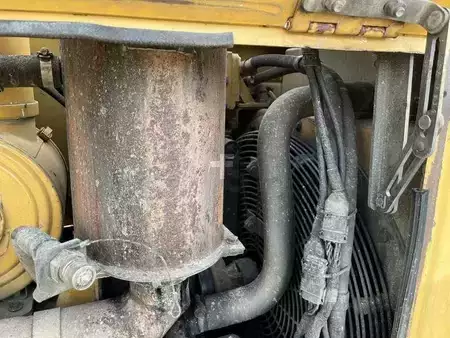 Grondschuivers 2004 Caterpillar D6N LGP (34)