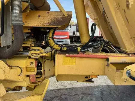 Knickgelenkte Muldenkipper/Dumper 1989 Volvo A25 6X4 (19)