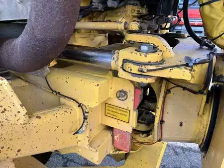 Knickgelenkte Muldenkipper/Dumper 1989 Volvo A25 6X4 (21)