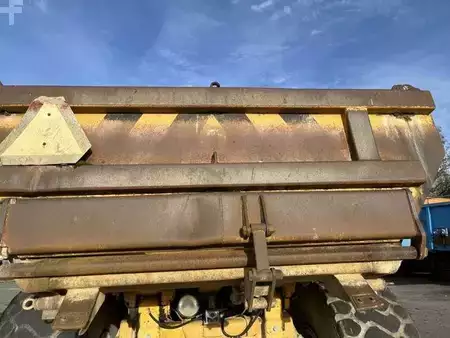 Knickgelenkte Muldenkipper/Dumper 1989 Volvo A25 6X4 (31)