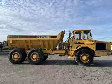 Knickgelenkte Muldenkipper/Dumper 1989 Volvo A25 6X4 (7)