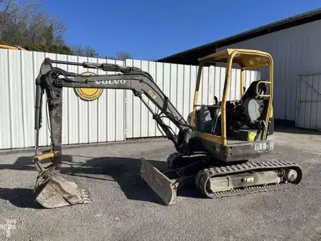Mini excavadoras 2005 Volvo ECR38 (1)