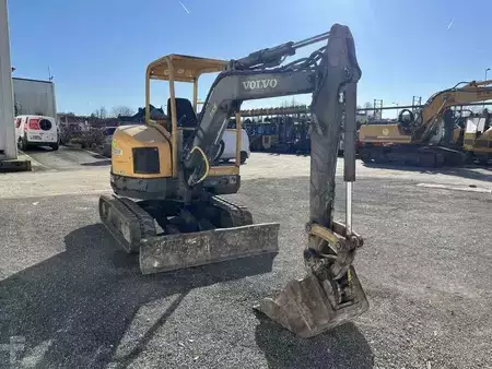 Mini excavadoras 2005 Volvo ECR38 (4)