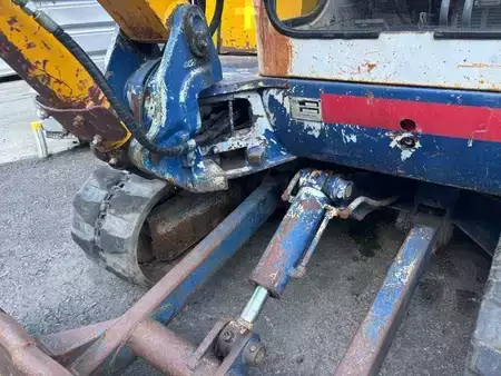 Minibagry 1998 IHI 40JX (36)