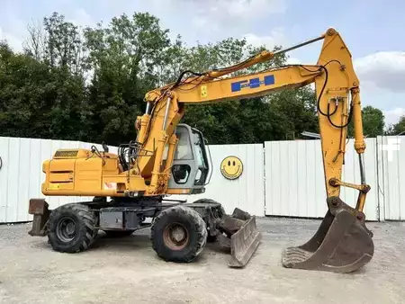 Excavadoras de ruedas 1998 Fiat-Hitachi 150W3 (1)