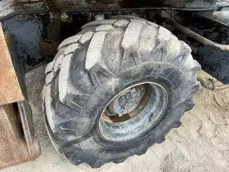 Excavadoras de ruedas 1998 Fiat-Hitachi 150W3 (23)