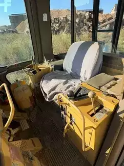 Crawler Loaders 1990 Caterpillar 963 (11)