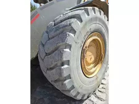 Kolové nakladače 2021 Volvo L350H (20)
