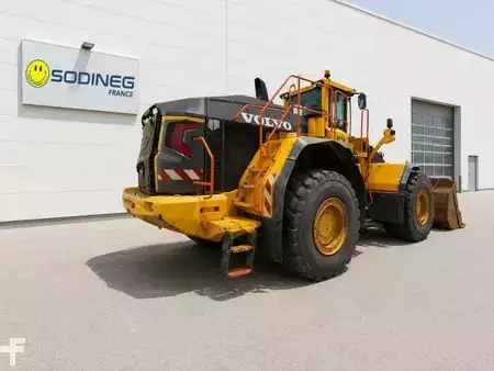 Kolové nakladače 2021 Volvo L350H (5)