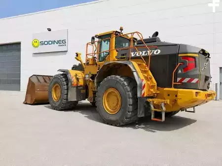 Kolové nakladače 2021 Volvo L350H (7)