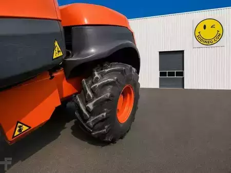 Pelle sur pneus 2020 Mecalac 12 MTX (4)