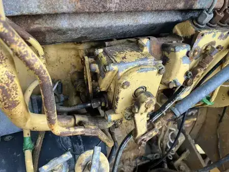 Równiarki 1984 Caterpillar 120G (36)