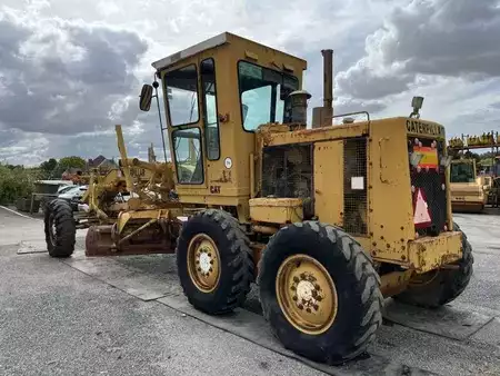 Równiarki 1984 Caterpillar 120G (5)