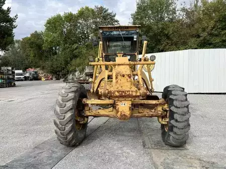 Równiarki 1984 Caterpillar 120G (9)