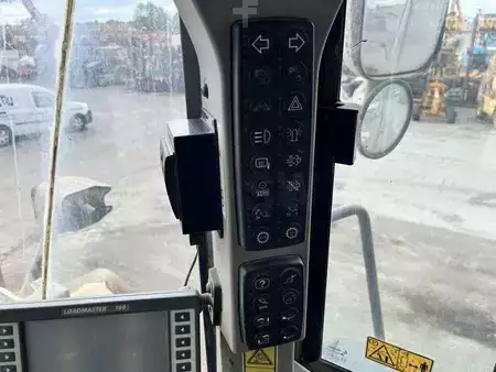 Wheel Loaders 2014 Caterpillar 966K (33)