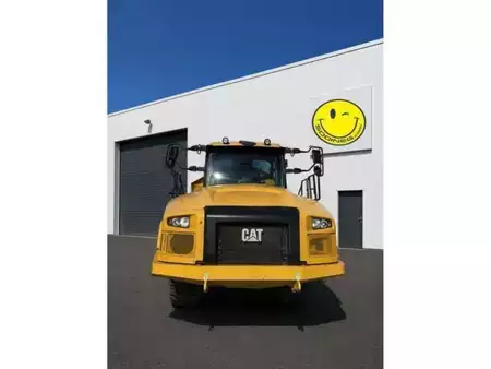 Zalomené klouby-dampry  2020 Caterpillar 730C2 (6)