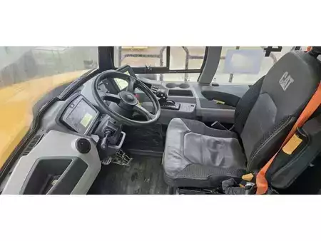 Zalomené klouby-dampry  2020 Caterpillar 730C2 (7)