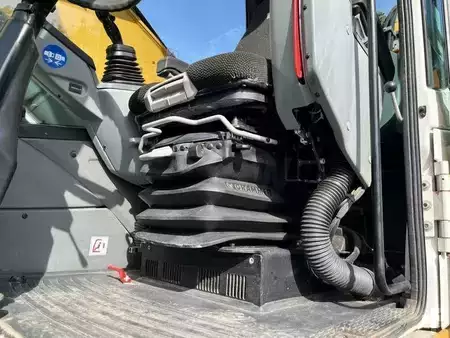 Pelle de manutention 2020 Liebherr LH30M LITRONIC (49)