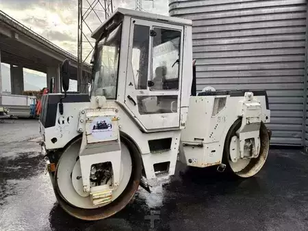 Rolos em tandem 2000 BOMAG BW144AD2 (2)