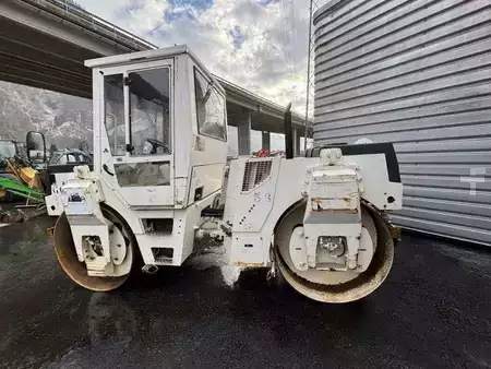 Rolos em tandem 2000 BOMAG BW144AD2 (22)