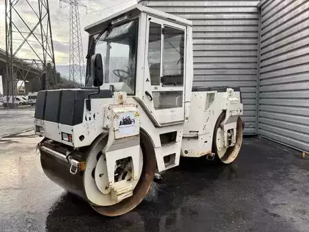 Rolos em tandem 2000 BOMAG BW144AD2 (3)