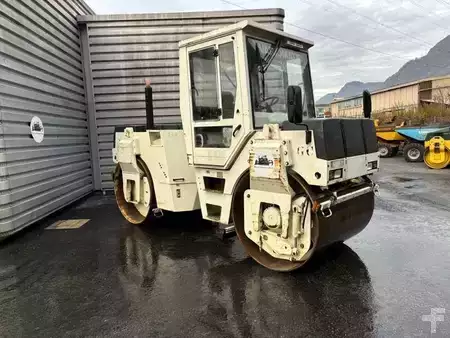 Rolos em tandem 2000 BOMAG BW144AD2 (8)