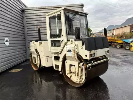 Rolos em tandem 2000 BOMAG BW144AD2 (9)