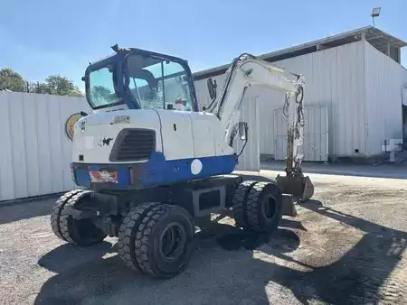 Pelle sur pneus 2014 Doosan DX55W (24)