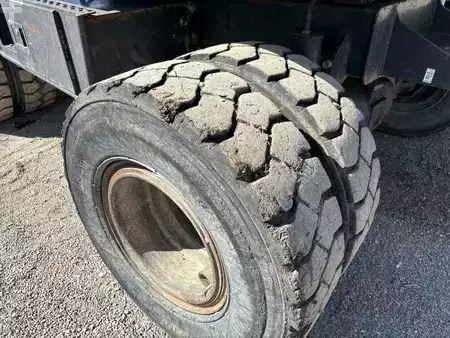 Pelle sur pneus 2014 Doosan DX55W (4)