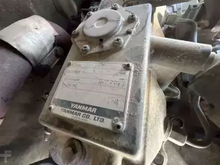 Pelle sur pneus 2014 Doosan DX55W (5)