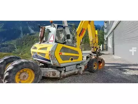 Outro 2012 MENZI MUCK A91F MOBIL (1)