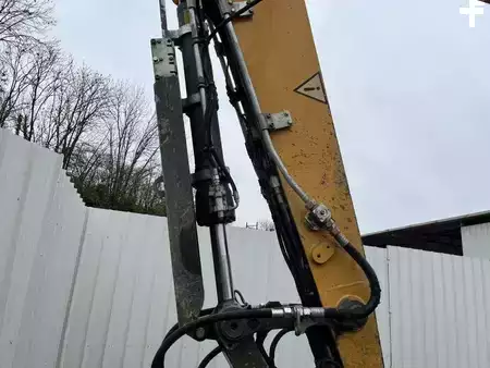 Excavadoras de cadenas 2018 Liebherr R926 COMPACT (13)