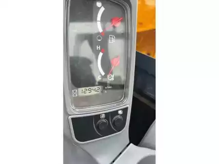 Minikaivinkoneet 2023 Kubota KX027-4 (8)