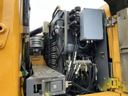 Pelle de manutention 2003 Liebherr A316 LITRONIC (33)