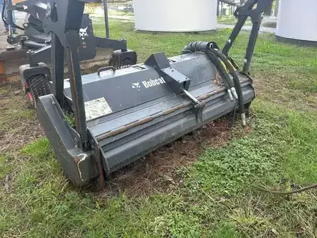 Autres 2021 Bobcat T870 + 6 ACCESSOIRES (12)