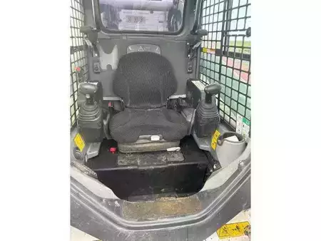Autres 2021 Bobcat T870 + 6 ACCESSOIRES (6)