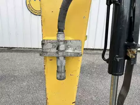 Mini Escavatori 2020 Yanmar SV26 (14)