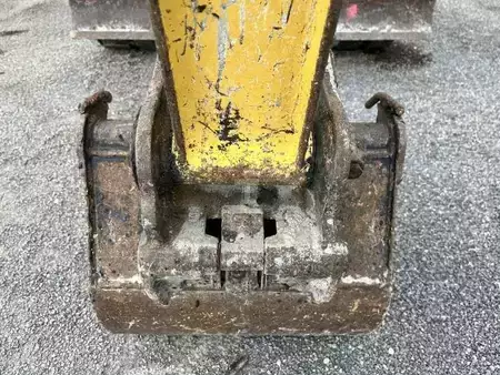 Mini Escavatori 2020 Yanmar SV26 (15)