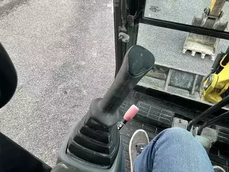 Mini Escavatori 2020 Yanmar SV26 (43)
