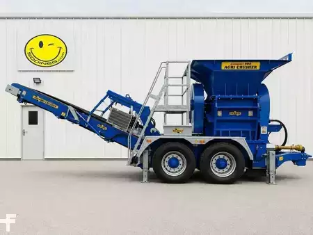 Overige 2026 HERBST COMPAC AG900 A MACHOIRE (1)