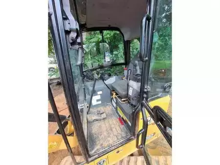 Minigrävare 2023 Caterpillar 302 (5)